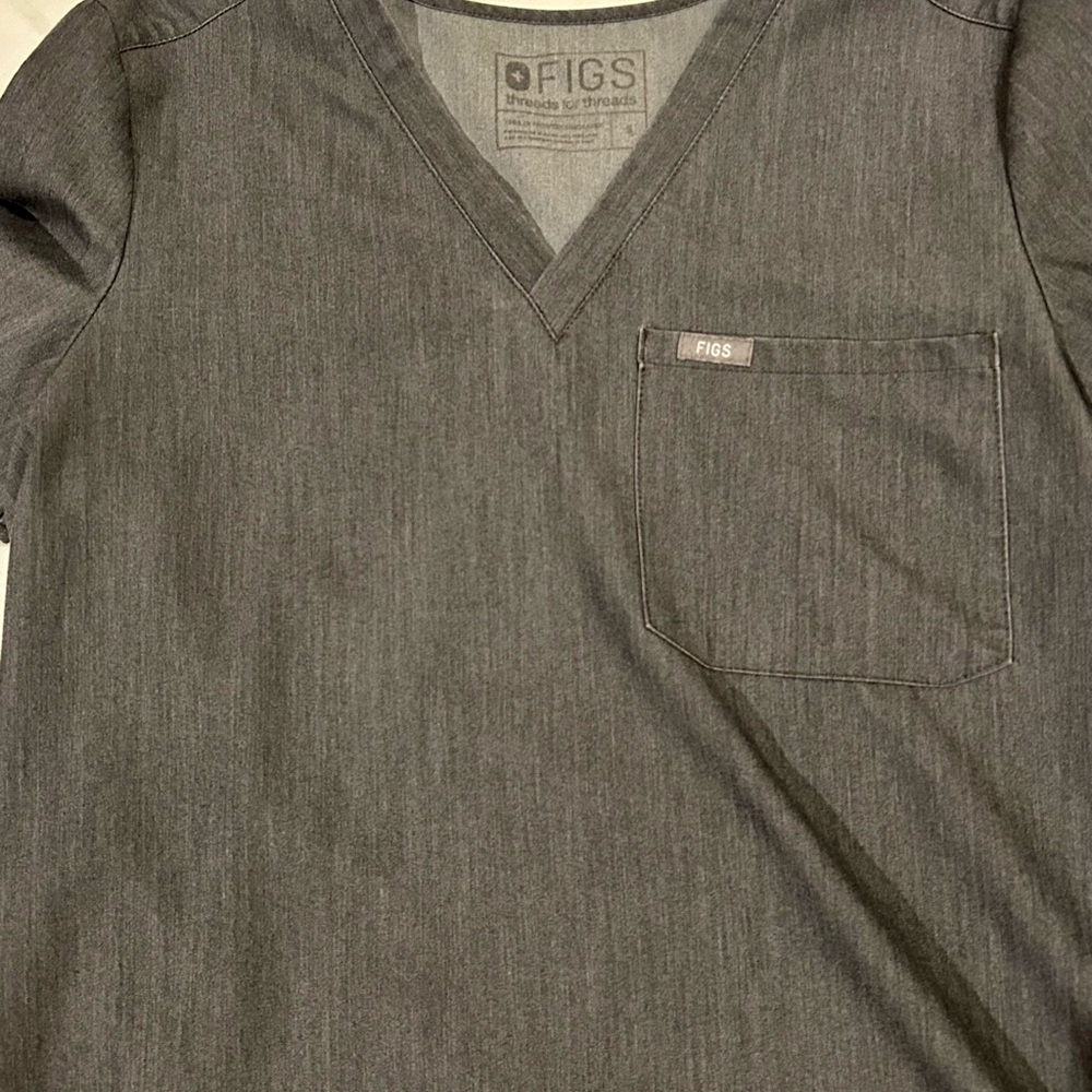 Figs graphite Scrub set